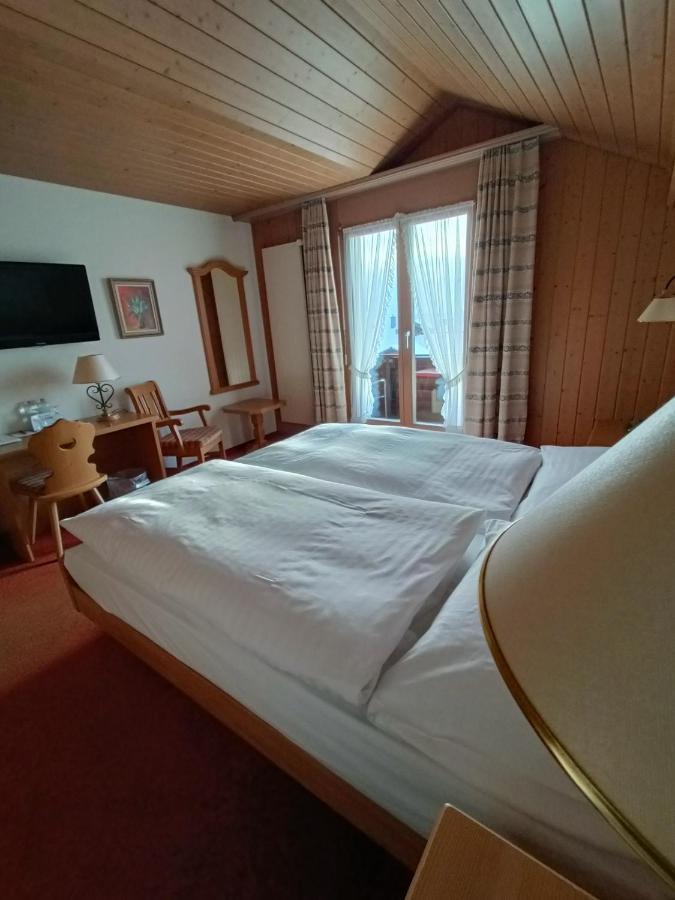 Hotel Adler 지그리스빌 외부 사진